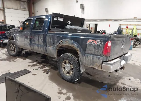 2016 Ford F-250 Xlt z USA, uszkodzony, nr VIN 1FT7W2BTXGEB81248